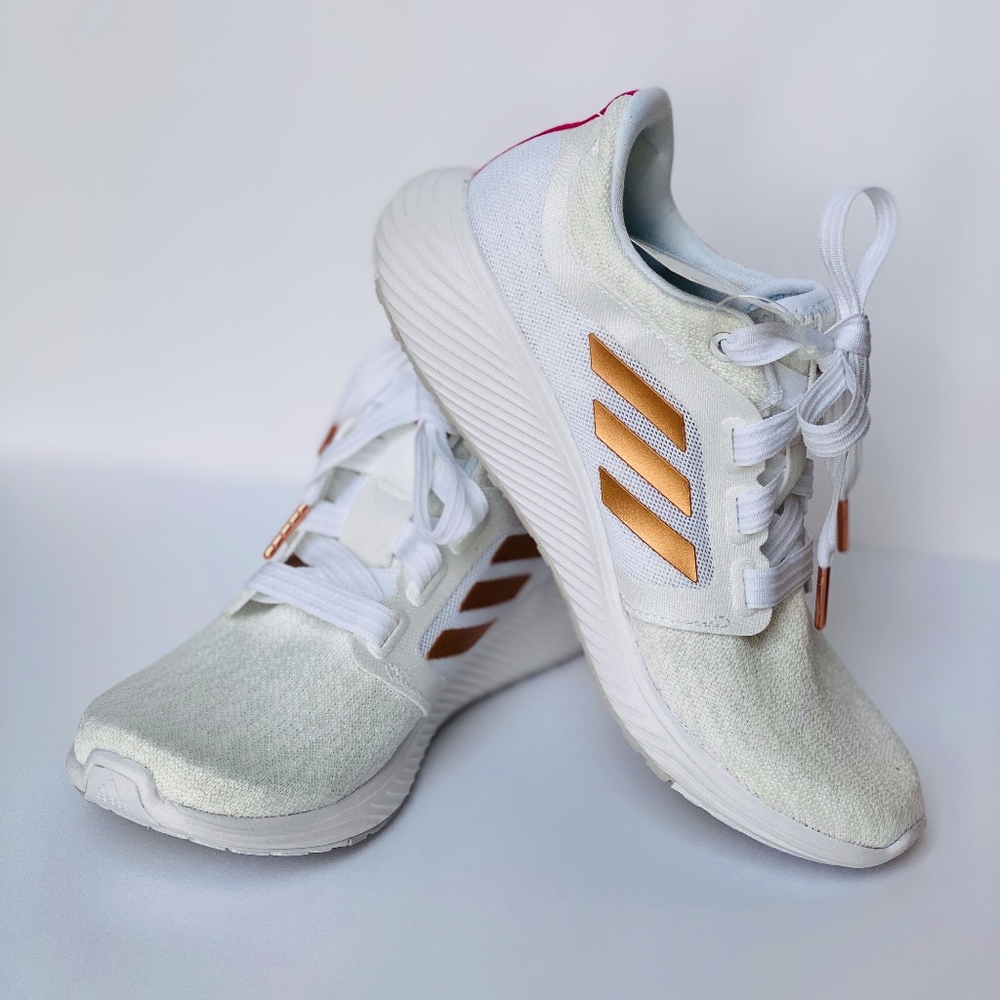adidas Edge Lux 3 Running Shoe